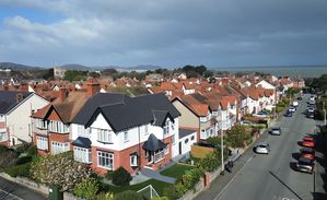 Photo 1- click for photo gallery